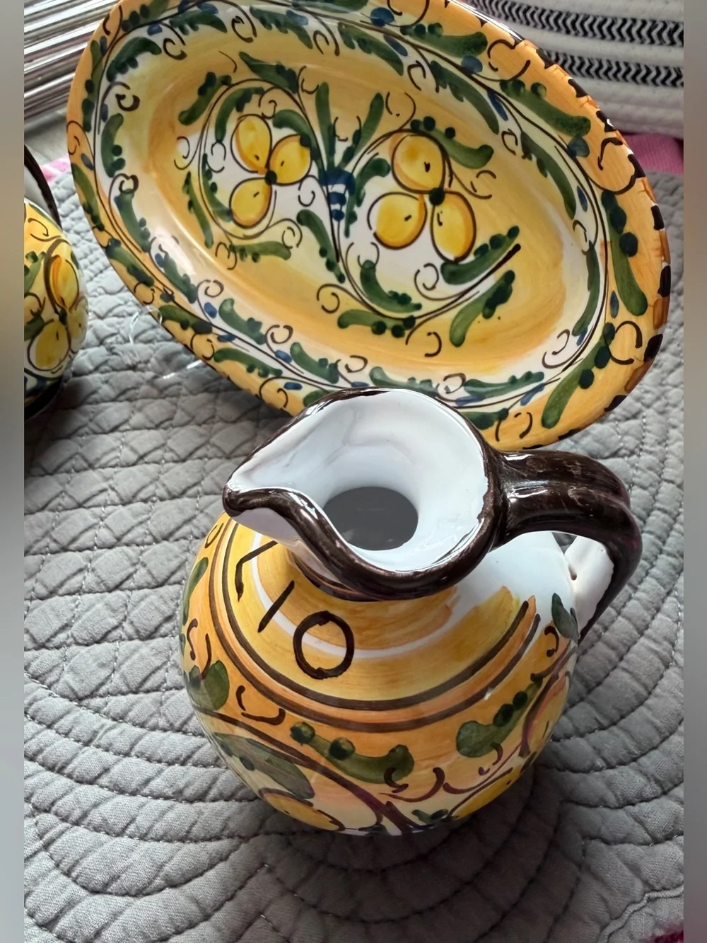 Hand-Painted Italian-Style Ceramic Serving Platter in Yellow & Green - Picture 3 of 8